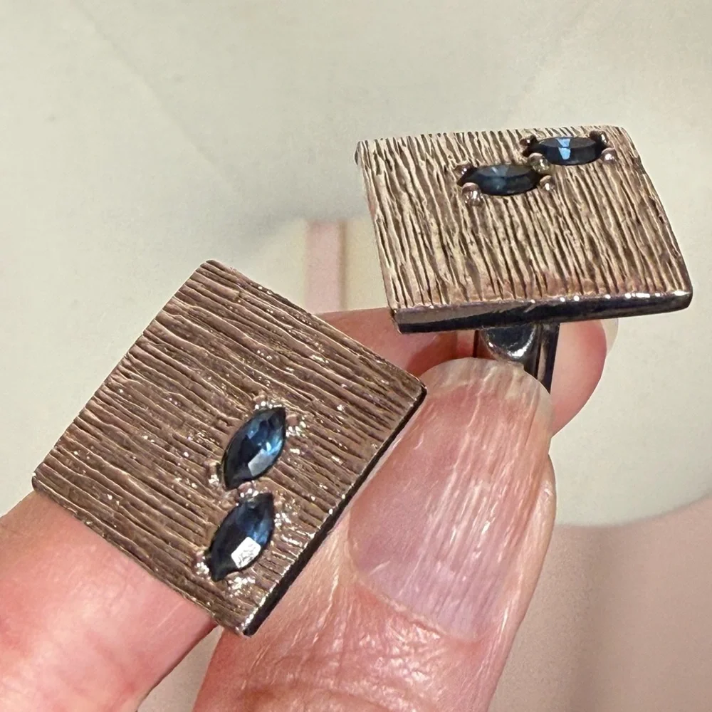 Vintage 1940- 60 Swank Art deco silver Blue Marquise stone Square cuff links